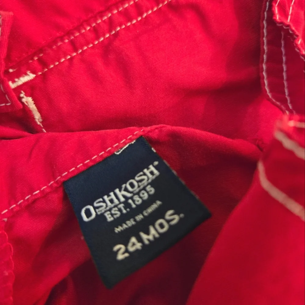 Vintage Y2K OshKosh B'gosh Red Overalls Shorts Embroidered Truck